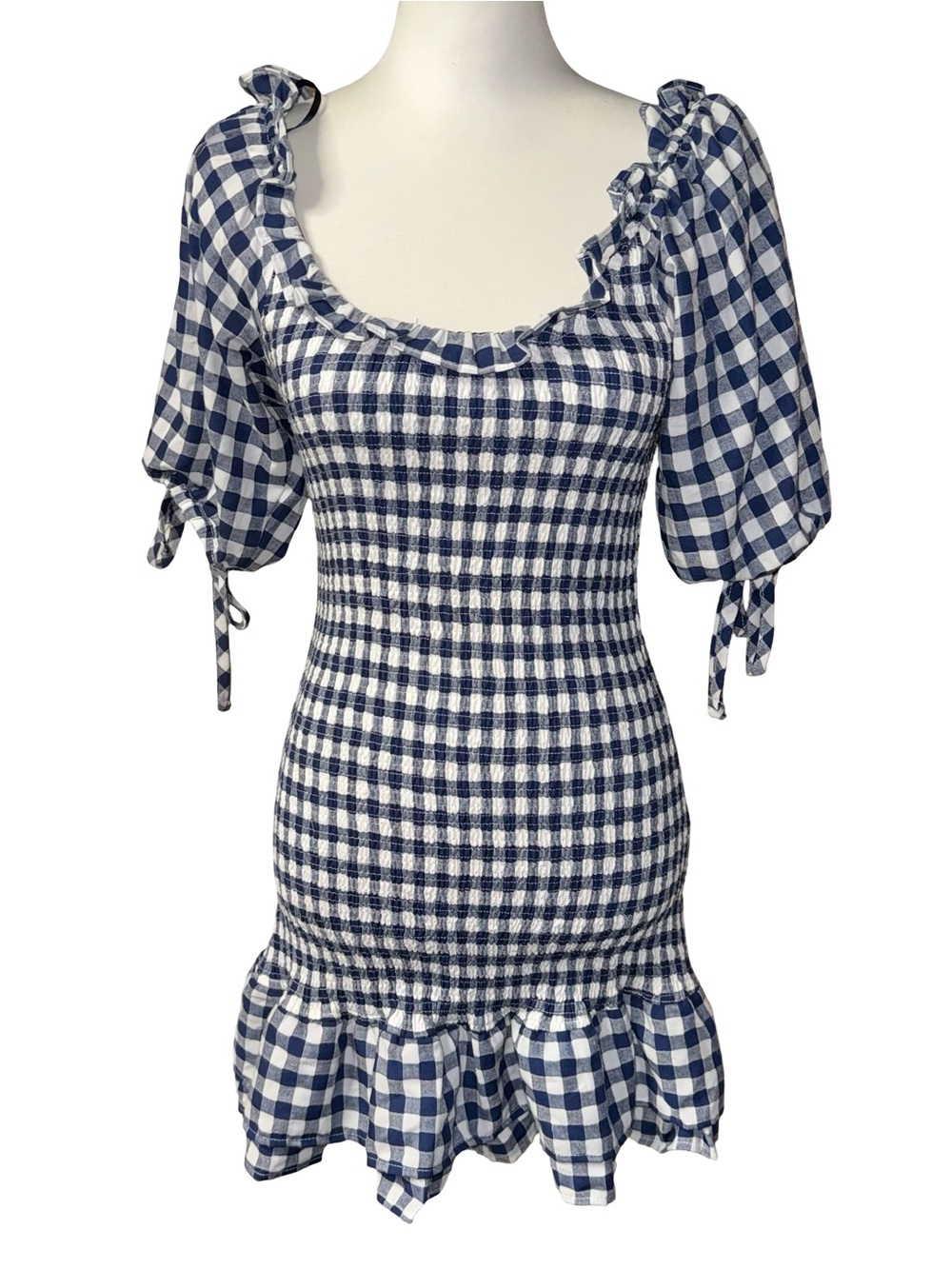 Mable Short Sleeved Gingham Smocked Mini Dress tie detail puff sleeve Small